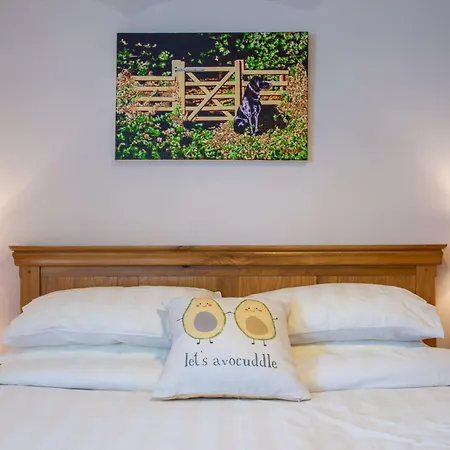 Semesterbostad 2 Bed In Thornton Le Dale 27112 Allerston