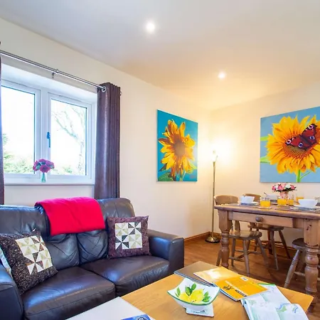 펜션 2 Bed In Thornton Le Dale 27112 *