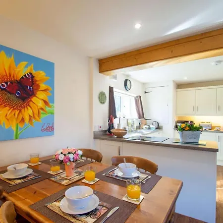 2 Bed In Pickering Oc-27112 Ferienhaus